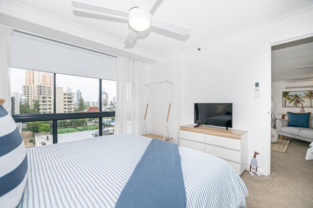 Broadbeach Victoria Square Gold Coast Exterior photo