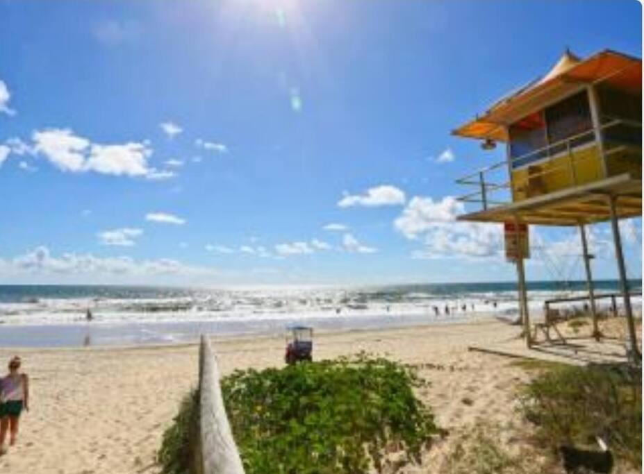 Broadbeach Victoria Square Gold Coast Exterior photo